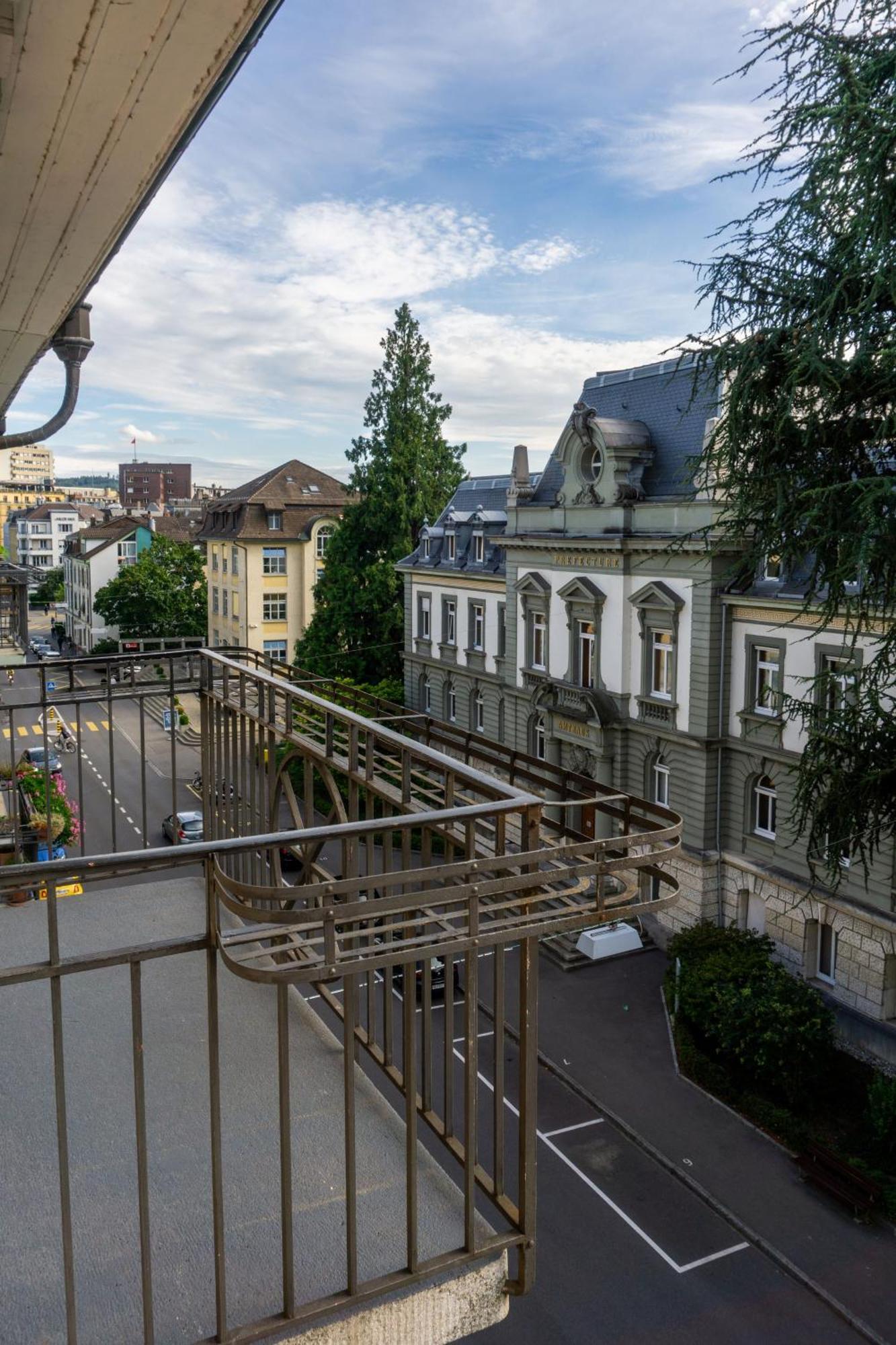 Hotel La Balance Self Check-In Biel Exterior photo